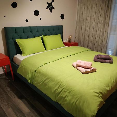 Cozy Apartment Near Metro Station Agia Marina Athen Exterior foto