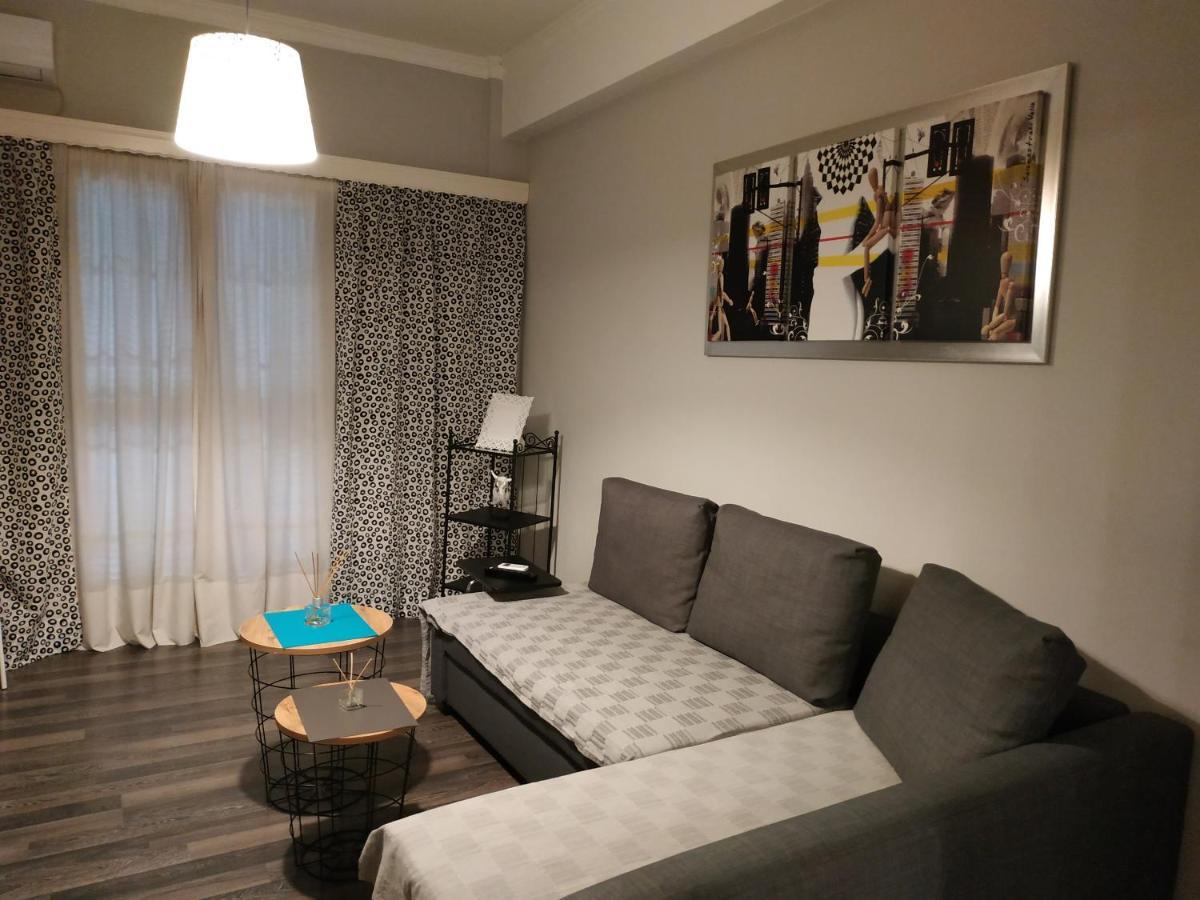 Cozy Apartment Near Metro Station Agia Marina Athen Exterior foto