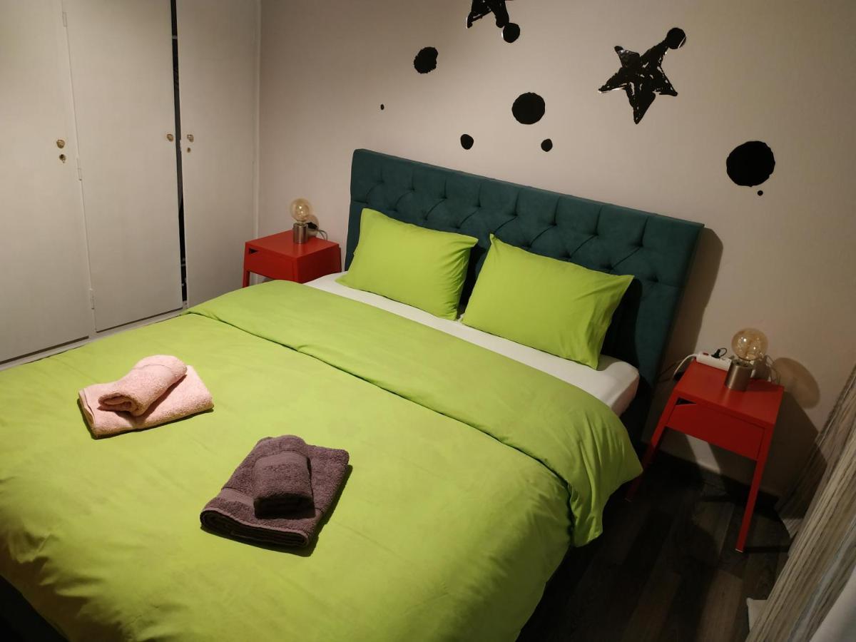Cozy Apartment Near Metro Station Agia Marina Athen Exterior foto