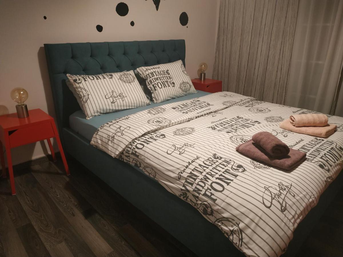 Cozy Apartment Near Metro Station Agia Marina Athen Exterior foto