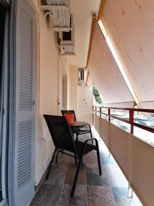 Cozy Apartment Near Metro Station Agia Marina Athen Exterior foto