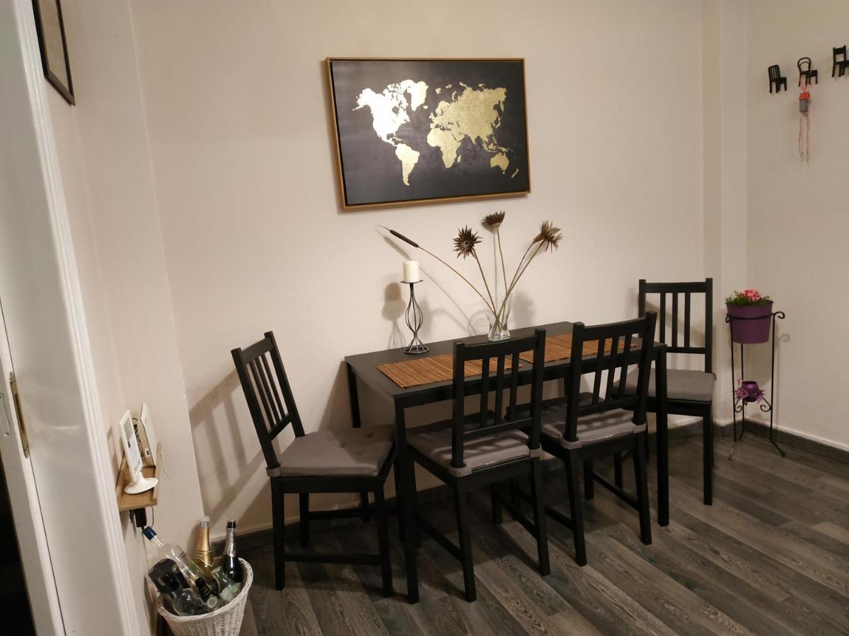 Cozy Apartment Near Metro Station Agia Marina Athen Exterior foto